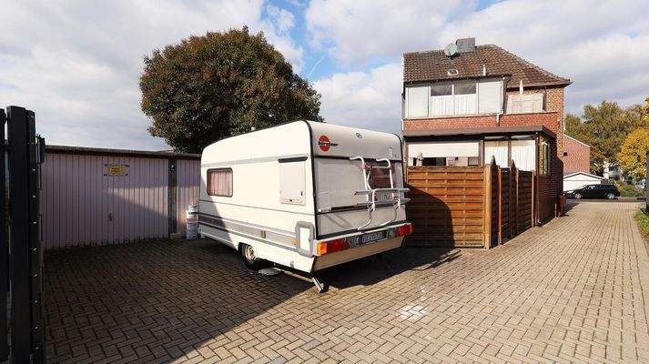 Rückseite - Garagen