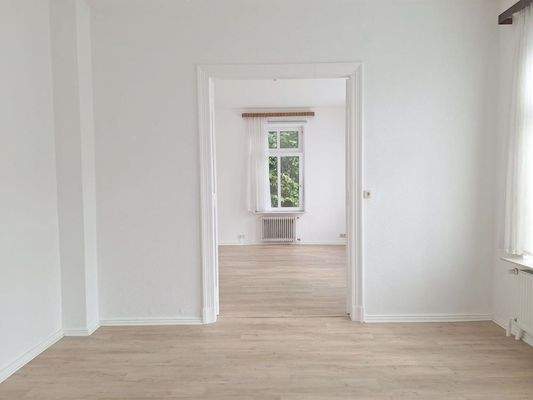 Wohn- und Schlafzimmer