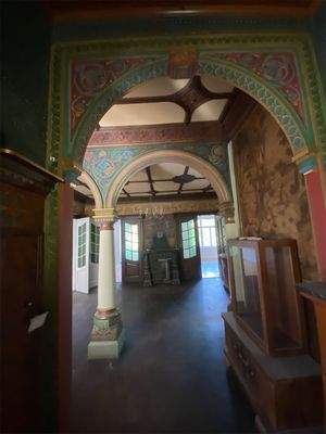 Raum mit Wandmalerei