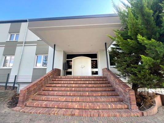 Treppe Vordereingang