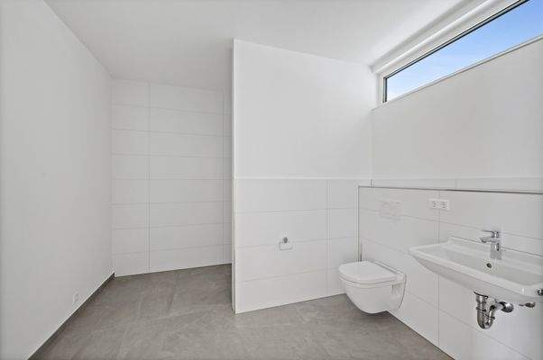 Badezimmer mit Dusche