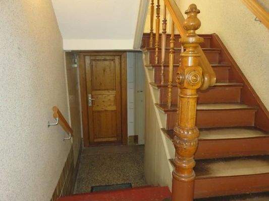 Treppe zum 1. OG