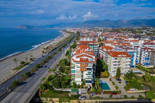 Furnished Duplex Seaside Apartment in Alanya