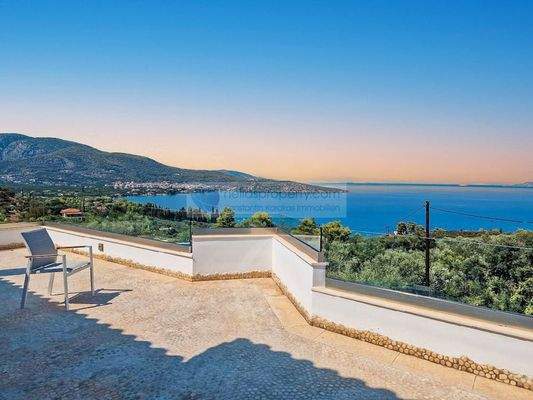 00a558bd81734bf883edcc5f5f586405-original