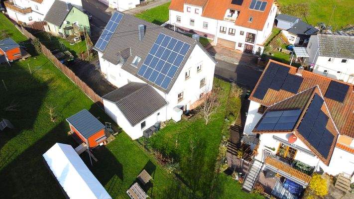 Seitliche Rückansicht, Garten