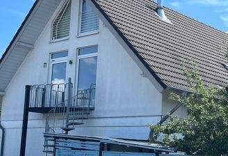 Dachgeschoss Wohnung vorne