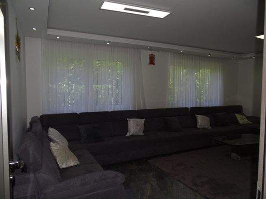 Wohnzimmer Bild 2.jpg