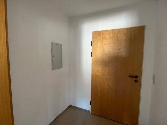 ETW Tevesstraße 49 WE 17 Eingangsbereich