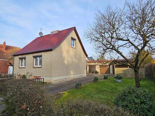 Von Süden zum Haus.jpg