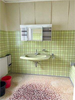 Peter Dondorf Immobilien - OG Badezimmer