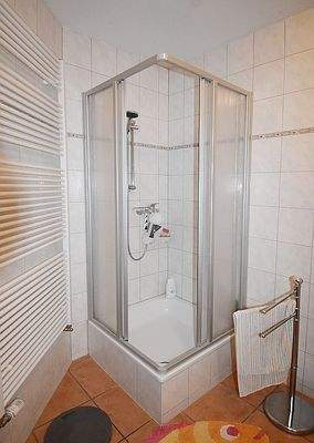 ...mit Dusche