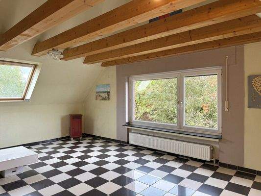 Wohn-/Esszimmer im DG