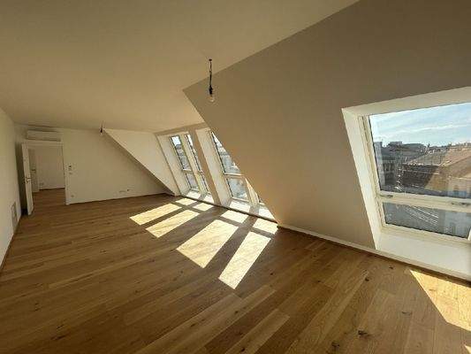 20250820_133711005_i