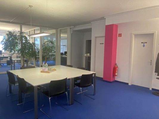 Büro-/Praxisflächen 1. OG