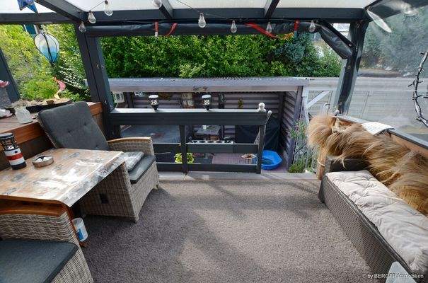überdachte Terrasse