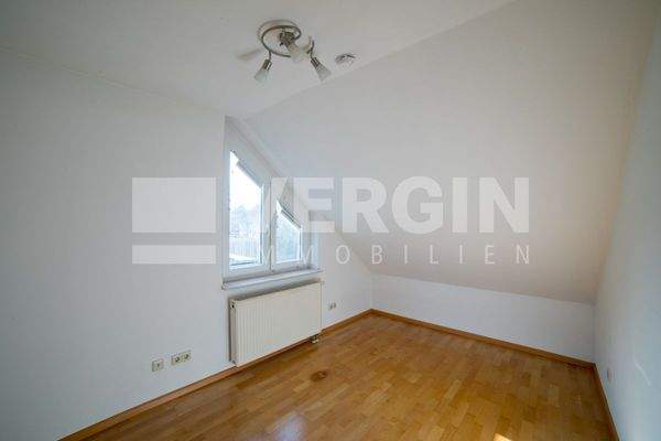 Kinder- oder Arbeitszimmer