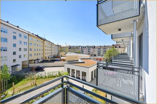 Ausblick Balkon Innenhof
