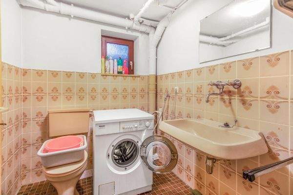 WC im Kellergeschoss