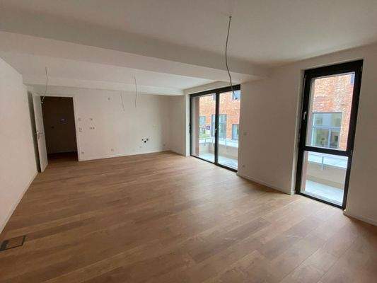 Wohnzimmer + Essbereich 