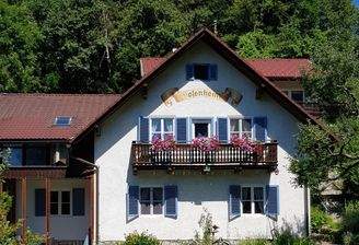 B0 - Kopie - Kopie.jpg