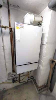 44_Keller Heizung.jpg