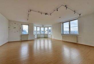 Wohn- und Essbereich