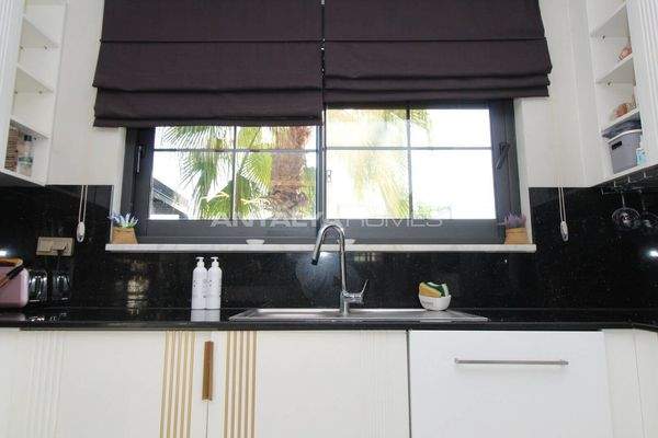 Furnished House with Pool in Antalya Belek