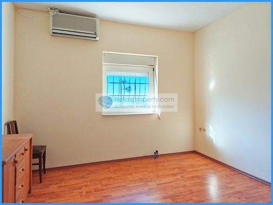 7130b628932f4f27a0e4b30be944f0d4-original