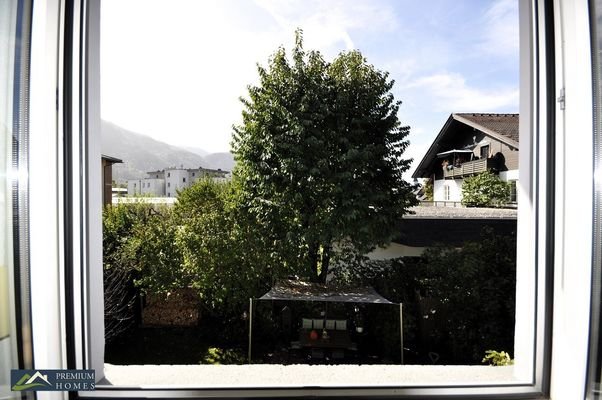 Wörgl Eigentumswohnung - Aussicht - Wohnzimmer Richtung Westen - Sommerblick - Westen