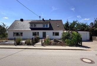 00 Frontbild Hausansicht