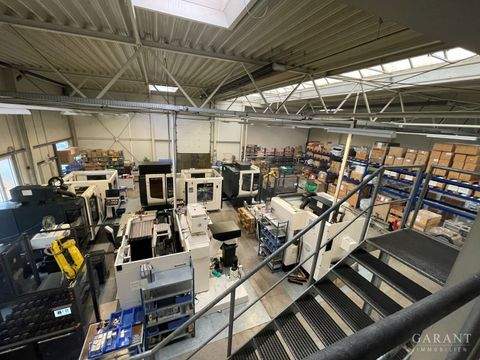 Bessenbach Halle, Bessenbach Hallenfläche