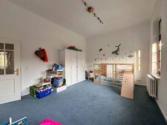 Kinderzimmer mit viel Spielraum