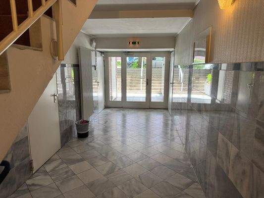 03 Eingangsbereich 1.jpeg