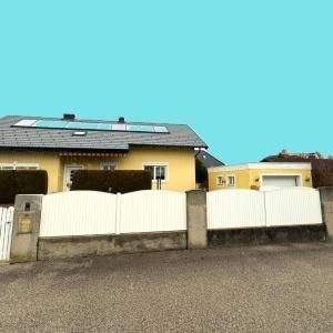 upload_a3e551188298f626f1b0c85d1e4a1db58d2eace2_thumbnail_a3e551188298f626f1b0c85d1e4a1db58d2eace2