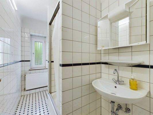 Mehrfamilienhaus Schwalbach