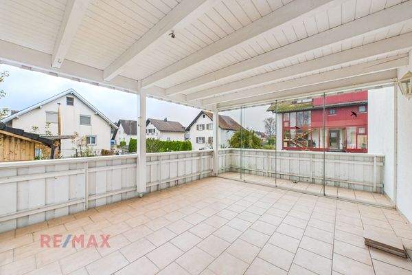 überdachte Terrasse