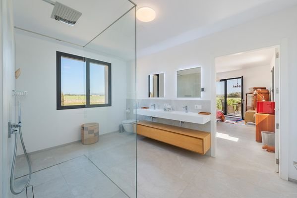 Bathroom (4)