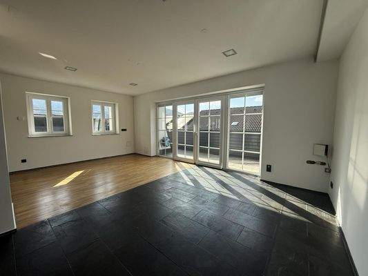 20251014_114559102_iOS