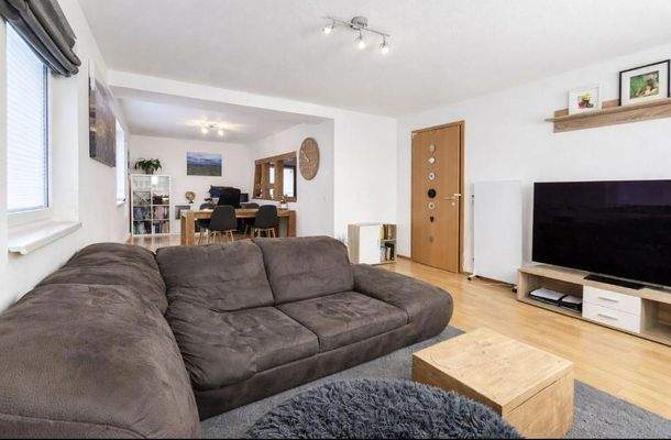 Wohn-/Esszimmer 1.OG