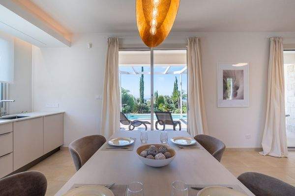 747206-detached-villa-for-sale-in-kouklia-secret-v