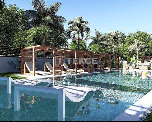 3-Bedroom Apartments in a Project with a Pool in Bursa