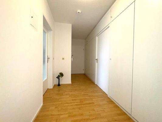 Flur Richtung Eingang