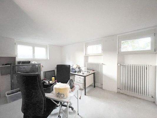 Einer der beiden Räume im Untergeschoss