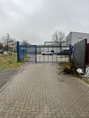 Abschliessbares Tor