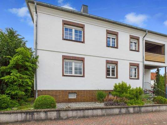 CAM03123G0-PR0043-STILL018