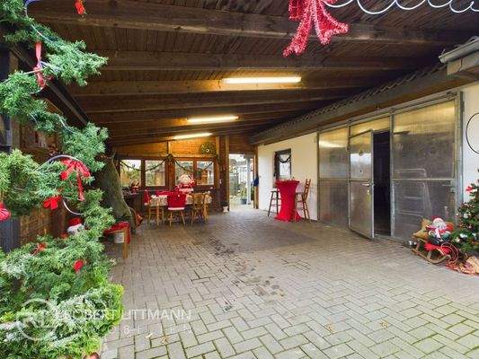 Carport/Terrasse