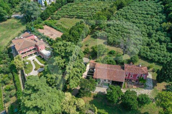 vista aerea fabbricati