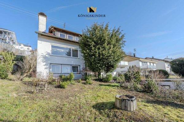 Vorgarten mit Terrassenoption