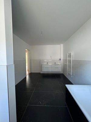 61681e4b-1c63-4fdc-b45b-bd1bdd396826