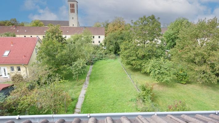 Blick vom vorderen Haus